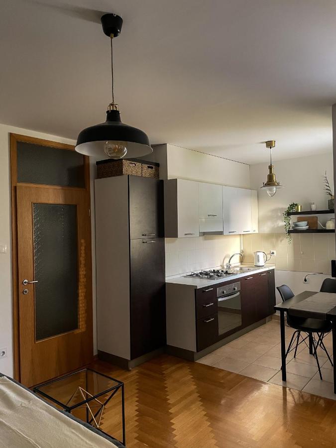 Apartman Welcome To Tresnjevka Ζάγκρεμπ Εξωτερικό φωτογραφία