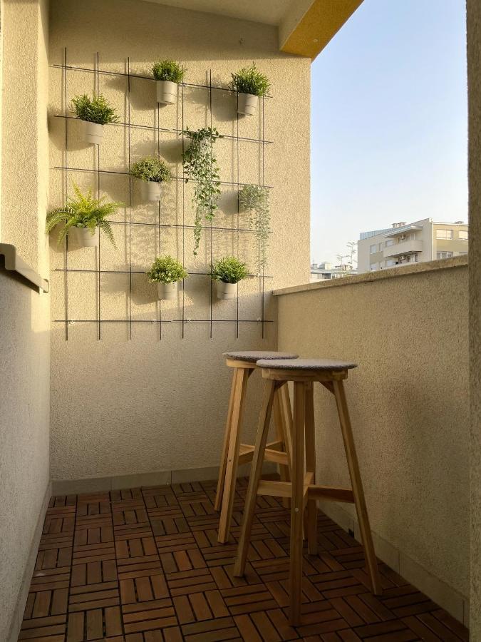 Apartman Welcome To Tresnjevka Ζάγκρεμπ Εξωτερικό φωτογραφία